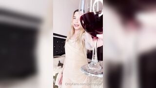 Piper Perri Fists Her Tight Asshole OnlyFans
