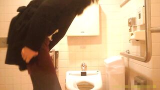 Peeping-Eyes Toilet voyeur jp 2 (1)