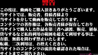 激安＆大特価販売！！制服姿の可愛いコを発見！！（ＦＨＤ）大変です！！パンツが見えてますよ１～５ voyeur jp 1