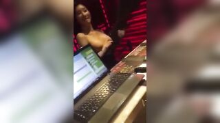 ピアノの発表会 娘のあえぎ声 スマホで盗撮 145cm白タイツ はじめてローターを使ったと思われる , おふざけ、悪ノリ、ハプニング…なエッチな流出 jav 2 06