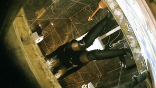 オンライン限定プレ​ミア公開：【パノラマ バー トイレショット】黒ストッキングとハイヒールを履いた様々な美女が登場。（16） toilet 05