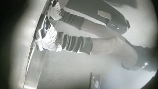 オンライン限定プレ​ミア公開：【パノラマ バー トイレショット】黒ストッキングとハイヒールを履いた様々な美女が登場。（16） toilet 09