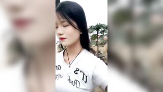 【Dewy Babe】田舎のキュート娘！巨根でテカテカなオヤジ — 潮吹き寸前まで生挿入 — 中出し china 3 (2)