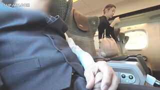 FC2PPV 4865628 【個撮・手コキ電車】エロ黒乳輪スケベ熟女出張に向かってる時に隣の女にチンポ見せつけたら手コキしてもらったぁ～興奮してオマンコ汁でパンティびっしょりして jav