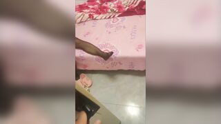 足の骨折した男は義理の妹との近親相姦関係が大好き❤️ 義理の妹とのセックスと潮吹きは最高。彼は透かしなしで彼女の口の中に射精する。高画質 china