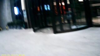 妻を寝取られた男が、妻を男性マッサージ師のところへ連れて行き、妻に初めてのスパトリートメントと自己啓発を受けさせる china 01