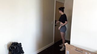 Jules Ari Takes A Cock On The Stairs OnlyFans