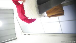 【トイレ盗撮】HD：究極の映像体験を実現する高画質カメラ (9) toilet 2 05