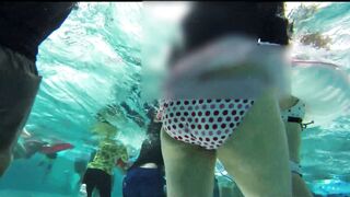 鬼畜大学生が撮影したプールの水中動画流出！その１ voyeur jp