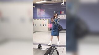 Uncle XS：「押し目買い」、スカート内照明＆スカートめくり・コンピレーション［「あっちのサイト」オリジナル版］ ipcam 3 05