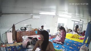 最新ハック流出：ウェブカメラ盗撮映像 ❤️ 多角度からの覗き見 — 寮で着替えるクラブホステスたちを隠し撮り（美女たちの競演） ipcam 3 13