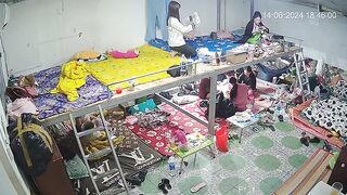 最新ハック流出：ウェブカメラ盗撮映像 ❤️ 多角度からの覗き見 — 寮で着替えるクラブホステスたちを隠し撮り（美女たちの競演） ipcam 3 15