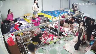 最新ハック流出：ウェブカメラ盗撮映像 ❤️ 多角度からの覗き見 — 寮で着替えるクラブホステスたちを隠し撮り（美女たちの競演） ipcam 3 25