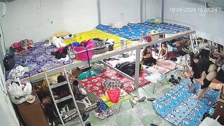 最新ハック流出：ウェブカメラ盗撮映像 ❤️ 多角度からの覗き見 — 寮で着替えるクラブホステスたちを隠し撮り（美女たちの競演） ipcam 3 31