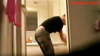 OLの脱衣所を撮ってみた voyeur jp