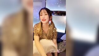 【本日限定】SNSで話題の自撮り女子・豪華特盛データパック【動画２５００本画像８５００枚２５ギガ】 jvip 001 (661)