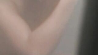 女子大生の自宅風呂覗き　１（５２分） voyeur jp