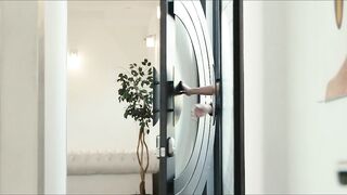 August Skye, Ava Amira, EllaReesexxx, MeaganMoorexo Orgy With 5 Girls OnlyFans