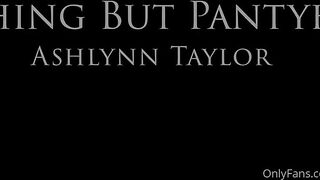 AshlynnTaylor Flaunts Her Body And Feet OnlyFans