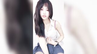 ♆♆ 【女子高生潮吹きシリーズ】可憐で可愛い上級生 — 天上の美脚 — 暴れ出すバイブエッグ — 絶頂潮吹き #9 china 2