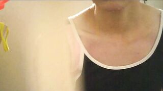 【入浴＆着替えコンピレーション】「小悪魔」な女子大生：親友を騙してルームメイト5人以上の姿を盗撮――プールシャワーで身支度を整える女性たち toilet 3 03