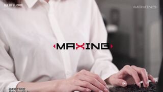 MXGS-1401 A beautiful office lady, Sumire Washimi, is caught in a weak spot by a colleague she dislikes and is taken advantage of as she ple Reducing Mosaic JAV
