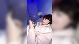 Kayekenzy Gets Drilled While Using Her Phone OnlyFans