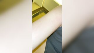ホリランドの制服を着せられた彼女が性的暴行を受け、足で性行為をさせられた china 03-170426