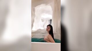 39動画 1.3GB | 身バレ！激可愛い巨乳美少女のおっぱい揉みながらオナニーの毎日 jvip 23