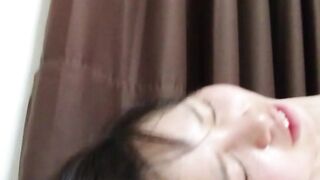 【無】【流出】巨乳ド変態娘 きゅうりズボズボオナニー 激しすぎて汗だく♡ jvip 12