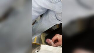 新たにリークされた❤️ 衝撃的な映像 【路上銃撃】超爆発！少女を撃ち、射精排尿（2） ipcam 02-190426
