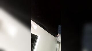 新たにリークされた❤️ 衝撃的な映像 【路上銃撃】超爆発！少女を撃ち、射精排尿（2） ipcam 07-190426