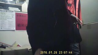 ガチ盗〇！飲食店アル〇イトの着替えシーンをのぞき見してみませんかpart20 jvip 04