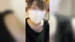 【顔はごめんなさい】周りの客にバレないようにネットカフェで大量潮吹きディルドオナニー jvip