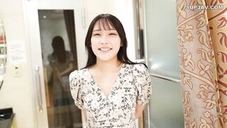 FC2PPV 4884731 【無修正】カフェ店員ゆづき20歳、会話がいらない接客。スレンダーな体と視線だけで主導される時間 jav