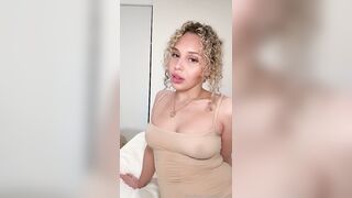 Kyliezion Plays With Her Tits And Pussy OnlyFans