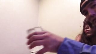 【無】酔っ払った友達の彼女とカラオケでSEXしてる動画です。 jvip