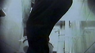 10人ガチ撮り洋式女子トイレ真正面に仕掛けた超小型CCDカメラセット voyeur jp