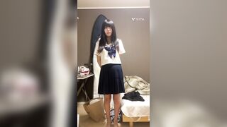 お金欲しさに自撮りオナ jvip