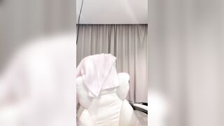 超一流の激カワ美女を厳選紹介：【Xiao Qing Ya】 — 絶品の美乳、極太巨根、激しいピストン、そして潮吹き！ china 1 02-280426