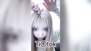 美白で激カワEカップ♡ 配信界の人気者 令和ギャル19歳 「あぁ、、イグッイグッ、、」痙攣しながら昇天♪ jvip 01