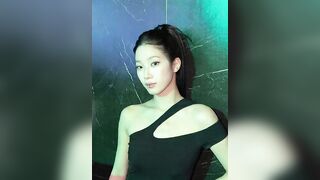 KAZUHA SHOWS TITS 69653 1 KPOP ALLPOP