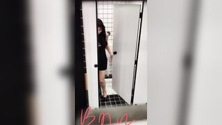 手持ちフラッシュズーム：究極の女神ストリーマー toilet 3 02-300426