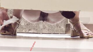 54D7 最新トイレ盗撮動画：魅惑の女神たちが大集結（動画22本 ＋ 写真19枚） toilet 2 10-010526