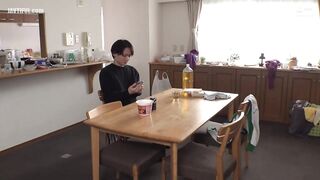 DVAJ-701 My sister-in-law came to take care of me, and I couldn't r... Reducing Mosaic JAV