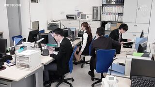 JUR-393 I restrained the woman from work who kept pretending to be... Reducing Mosaic JAV