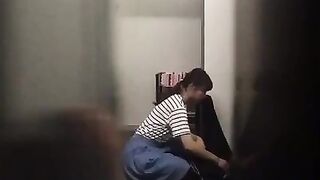 職場のバイトの娘たちのお着替え voyeur jp 06-050526