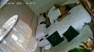 4-6 ホテル隠しカメラ ❤️ 若い男性と彼の恥ずかしがり屋の初恋の相手が純粋に愛し合い、お互いに2回射精する ipcam 002 070526