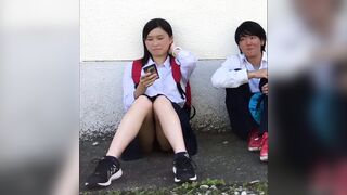 （PC携帯対応）（本編顔出し！！）【衝撃！！】大股開き純白パンティ丸見え娘！！ voyeur jp
