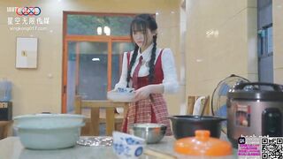 XK-109 College student part-time babysitter gets fucked by master JAV